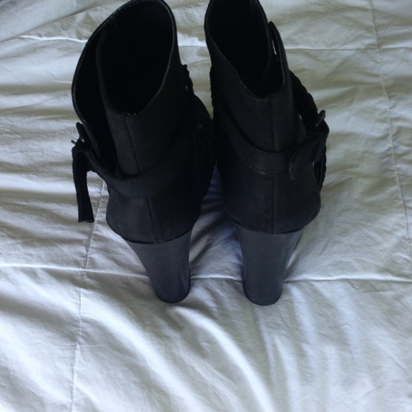 MIA MLE limited edition shoes - Picture 3 of 4